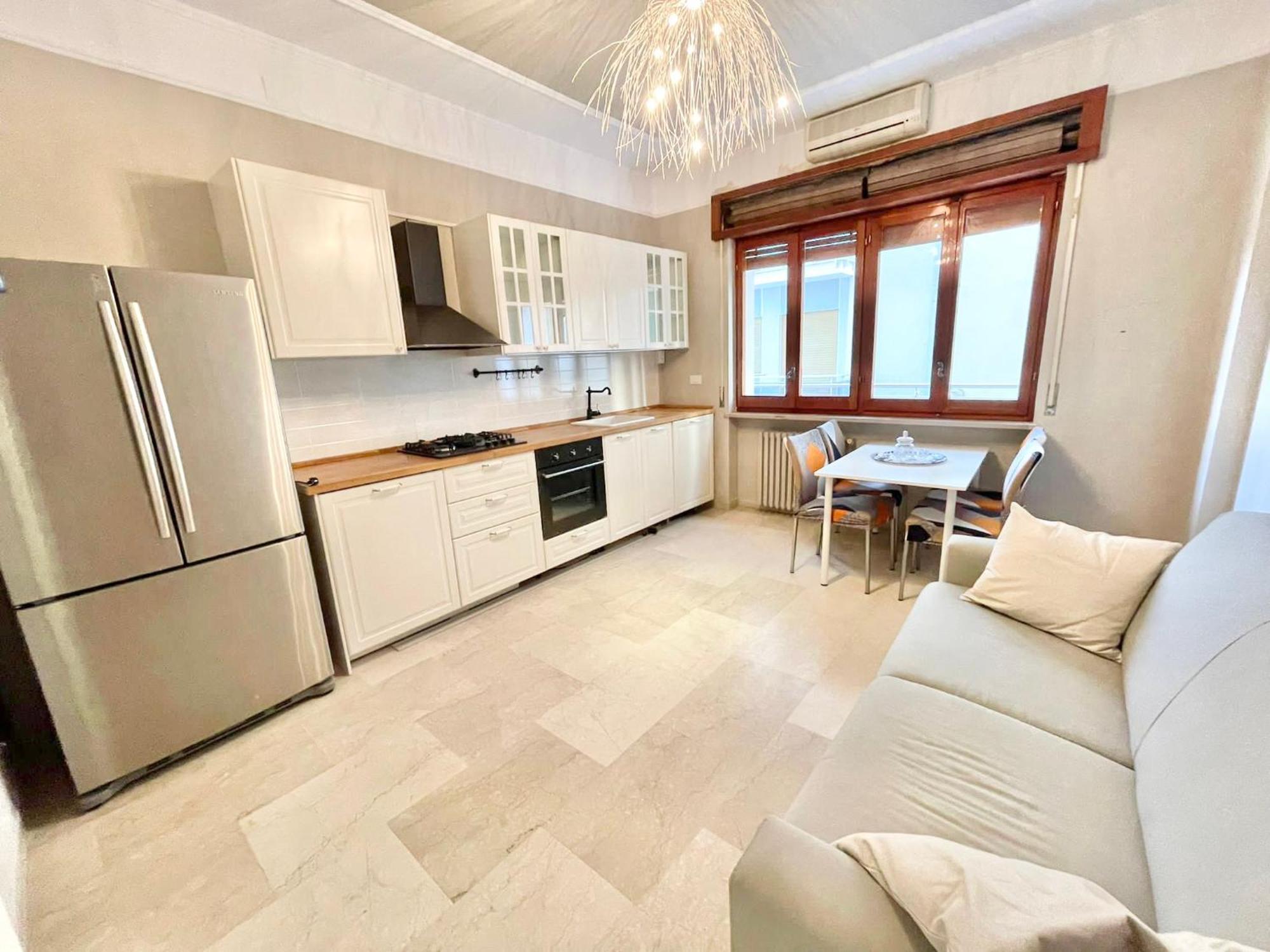 Regina Elena Apartments ペスカーラ エクステリア 写真
