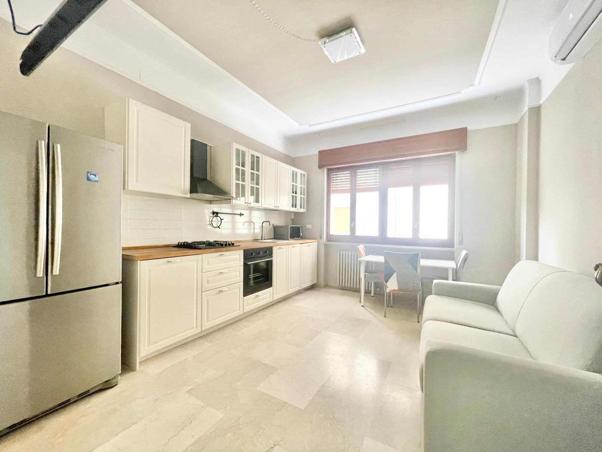 Regina Elena Apartments ペスカーラ エクステリア 写真